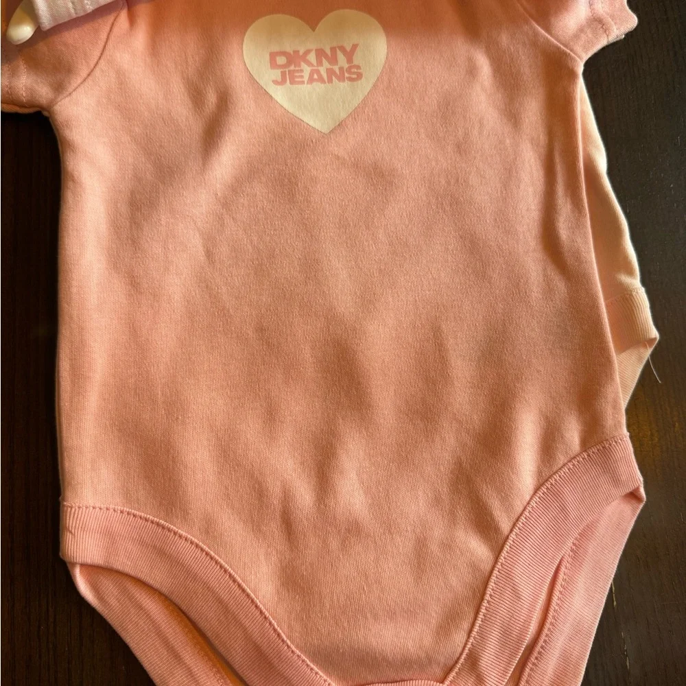 NWT Baby Girl 3‎ Pack Onsies DKNY Jeans 6-9 Mos